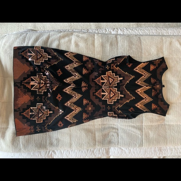 Express Dress - Picture 2 of 3